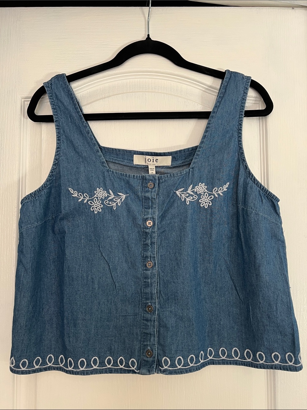 Joie Embroidered Chambray Button Front Tank Top Medium Wash M NWT